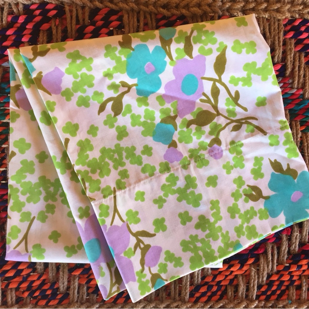 70s Floral Pillowcase